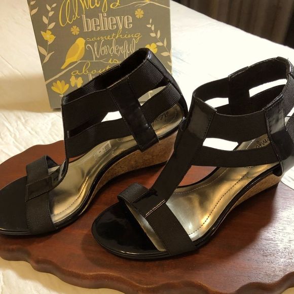 dexflex comfort | Shoes | Dexflex Comfort Womens Wedge Sandals Size 8 |  Poshmark